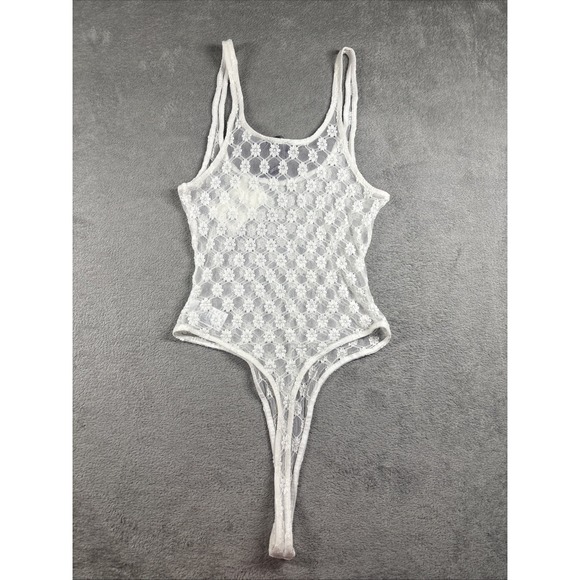 BARDOT Top White Lace Floral Sheer Bodysuit Snap Button Mock Neck Women M NWT - Picture 10 of 12